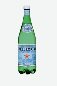 Вода минеральная S.Pellegrino газированная, 500 мл